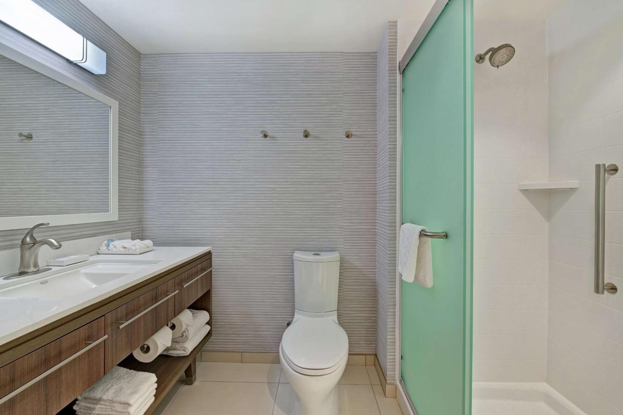 Home2 Suites By Hilton West Palm Beach Airport Cloud Lake Bagian luar foto